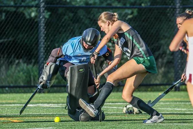 Field Hockey Rallies to Upend Macs in Final Minute