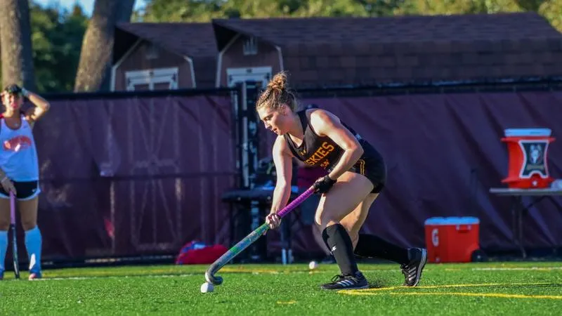 Field Hockey Wins in Overtime to Stay Undefeated