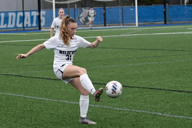 Wildcats fall to Bearcats in Nonconference Women's Soccer