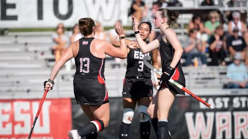 Field Hockey Wraps Up Weekend With Shut Out Win at Bentley