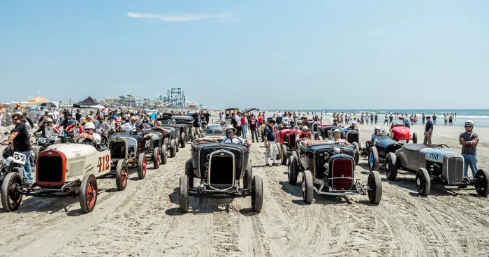 Vintage hot rods and motorcycles will race on the beach in Wildwood this October