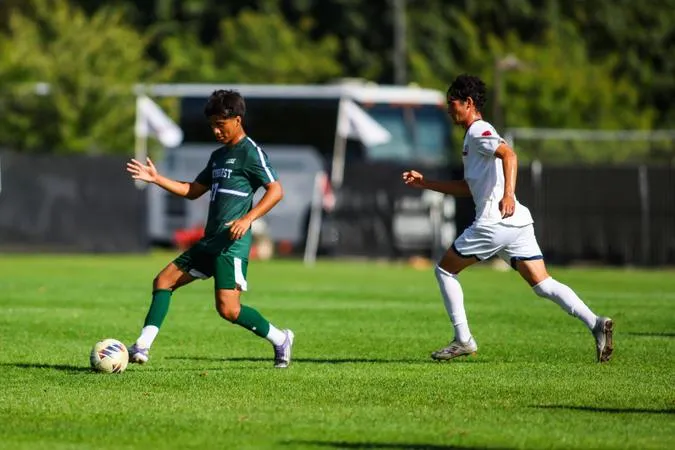 Men's Soccer Tops Robert Morris 1-0 Behind Wakelin Goal, Kalkar Shutout