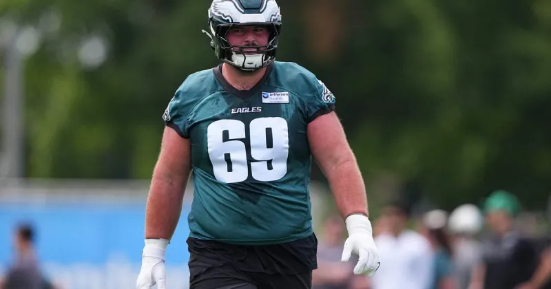 Eagles guard Landon Dickerson to land on IR with knee injury, reports say