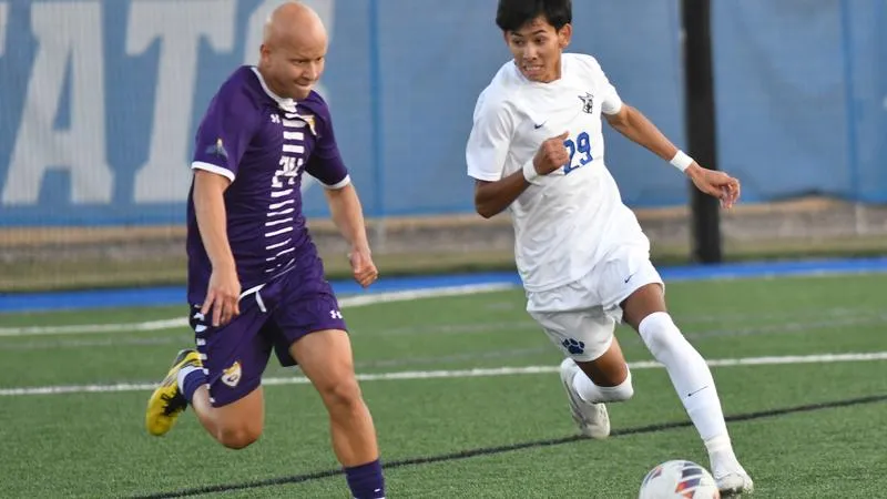 Wildcats Outpace Panthers, 4-2