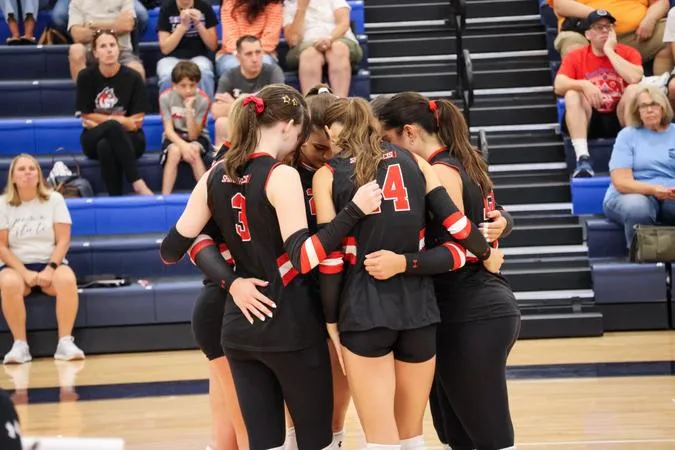 Red Wolves Volleyball Falls to the Lions