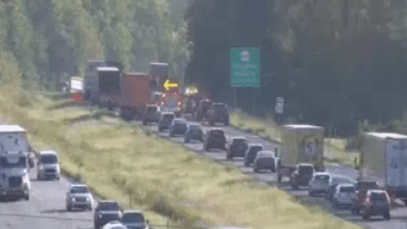 York County traffic along U.S. Route 30 bottlenecked for miles after multi-vehicle crash