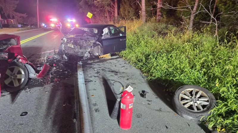 PHOTOS | 4 people hospitalized after overnight 3-car crash in York County