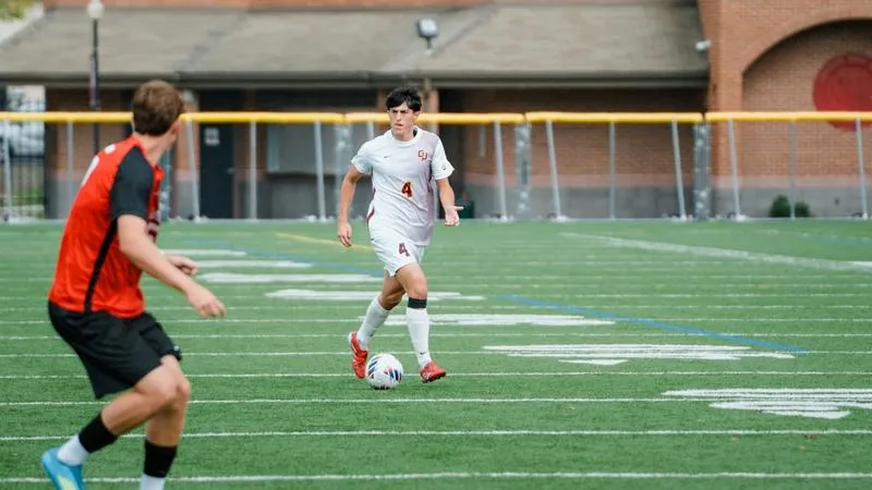 Lindo's Late Goal Lifts Gannon Past D'Youville, 2-1