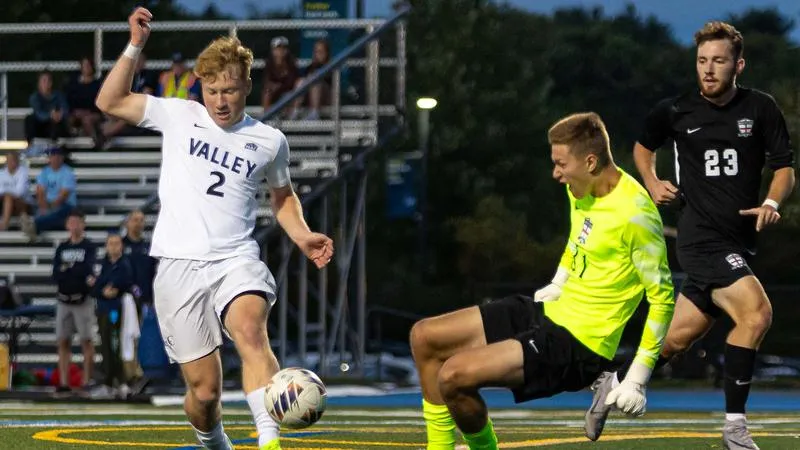 Bowman's Two Goals Fuel Men's Soccer's Thrilling Win at Gettysburg