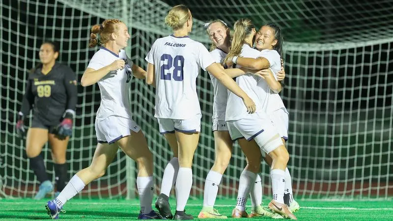 Two First Half Goals Leads No. 9 Women's Soccer Past McDaniel