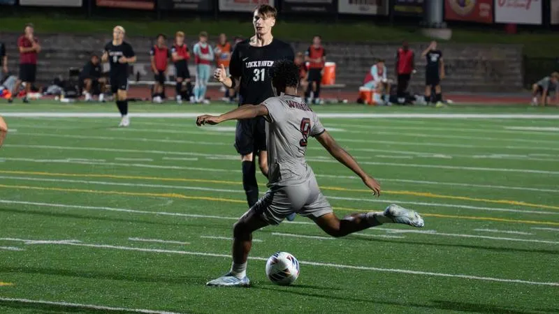 Last Second Goal Upsets Warriors' Comeback