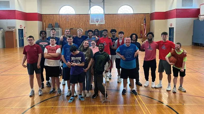Men's Basketball participates in community event with SU's Inclusive Basketball