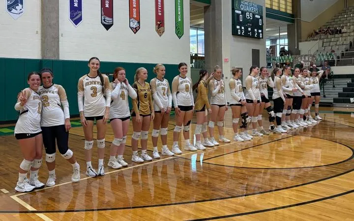 Women's Volleyball Begins Road Trip with Loss at Wilmington