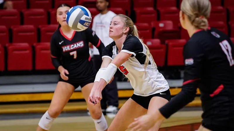 Volleyball swept by UPJ to open divisional play