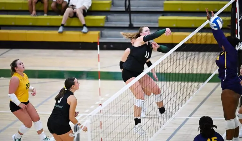 Pacers Post Pair of Wins at Widener Tri-Match