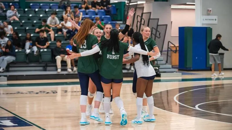 Volleyball Loses to Ohio in Day Two Bobcat Invitational