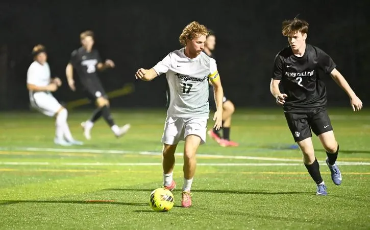Men's Soccer Edges Penn State Berks