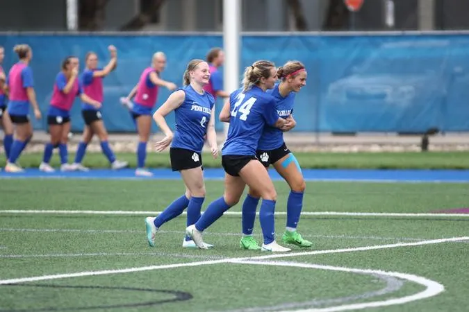 Lobb Scores in Women's Soccer Setback to Moravian