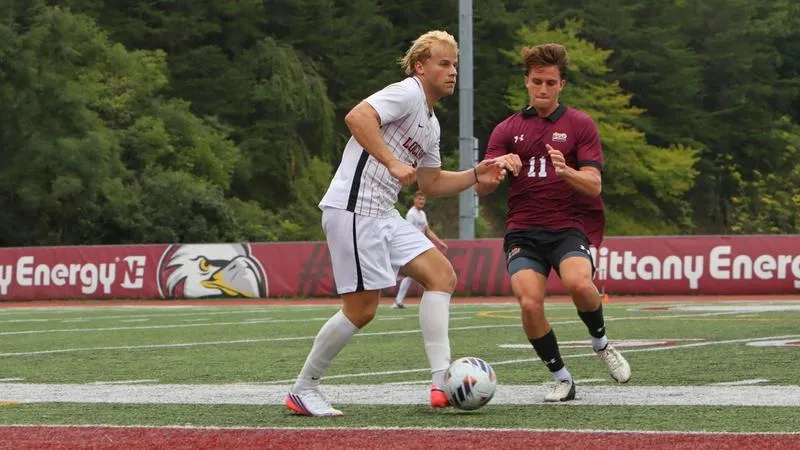 Men's Soccer shuts out UDC, 1-0