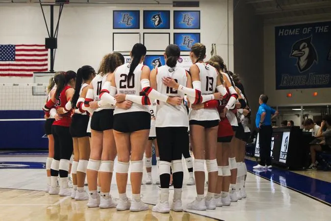 Saint Francis Women's Volleyball Finishes Double Header In Maryland