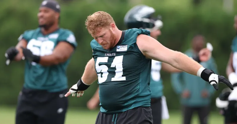 Report: Eagles will start Cam Jurgens at LG, Drew Kendall at C vs. Titans