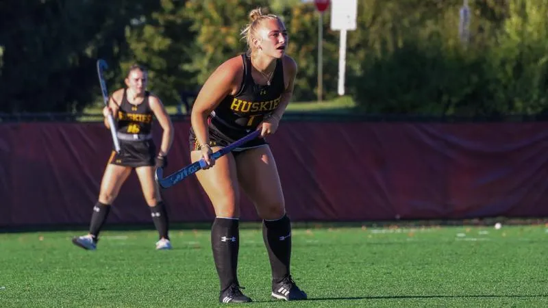 Field Hockey Shuts Out Third Straight Team in 7-0 Victory Over D'Youville