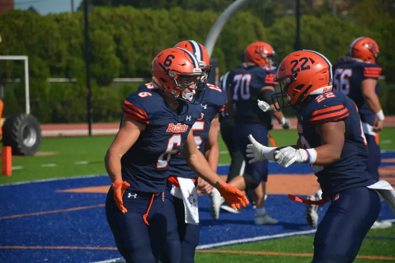 Bullets Defeat Western Connecticut 34-28; Coach Green Comments on Game