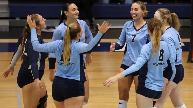 Women's volleyball closes non-conference schedule with home win