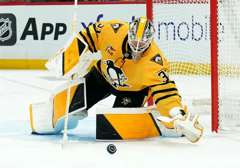 7 takeaways from the Penguins' preseason loss to Detroit as Arturs Silovs struggles