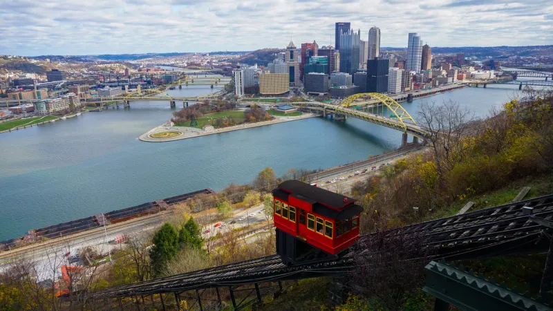 A Guide to Discover the Burgh's Favorite Pittsburgh Spots