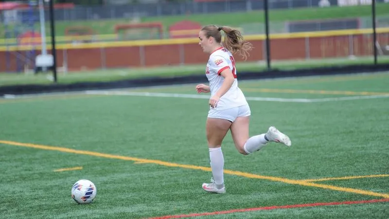 Griffins Fall on the Road at IUP