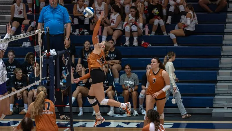 Volleyball hosts Saint Francis Red Wolves