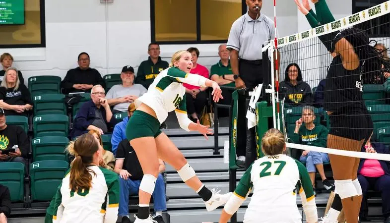 Williams sets single match kills record in Bearcats 3-1 win against Bethany