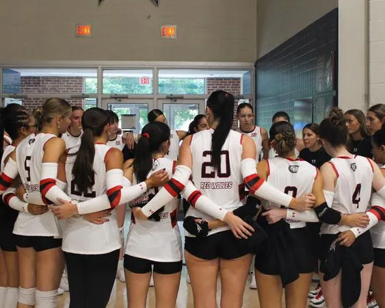Saint Francis Women's Volleyball Stings Waynesburg In PAC Opener