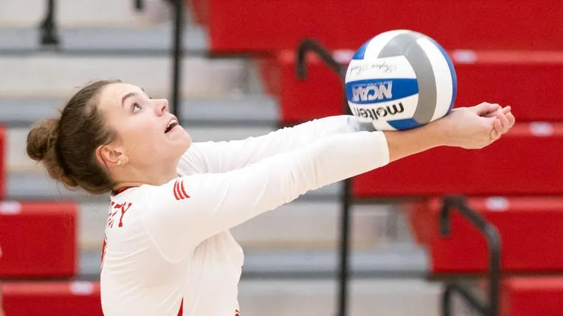 Grove City downs Blue Streaks