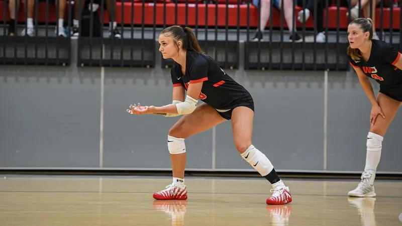 Women's Volleyball: Women's Volleyball Downed in Conference Opener Against Franciscan