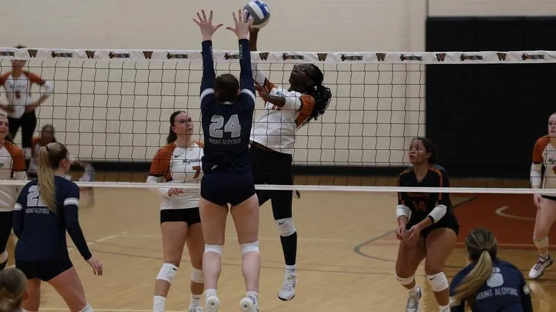 Volleyball finishes two-day stay at Grove City Invitational