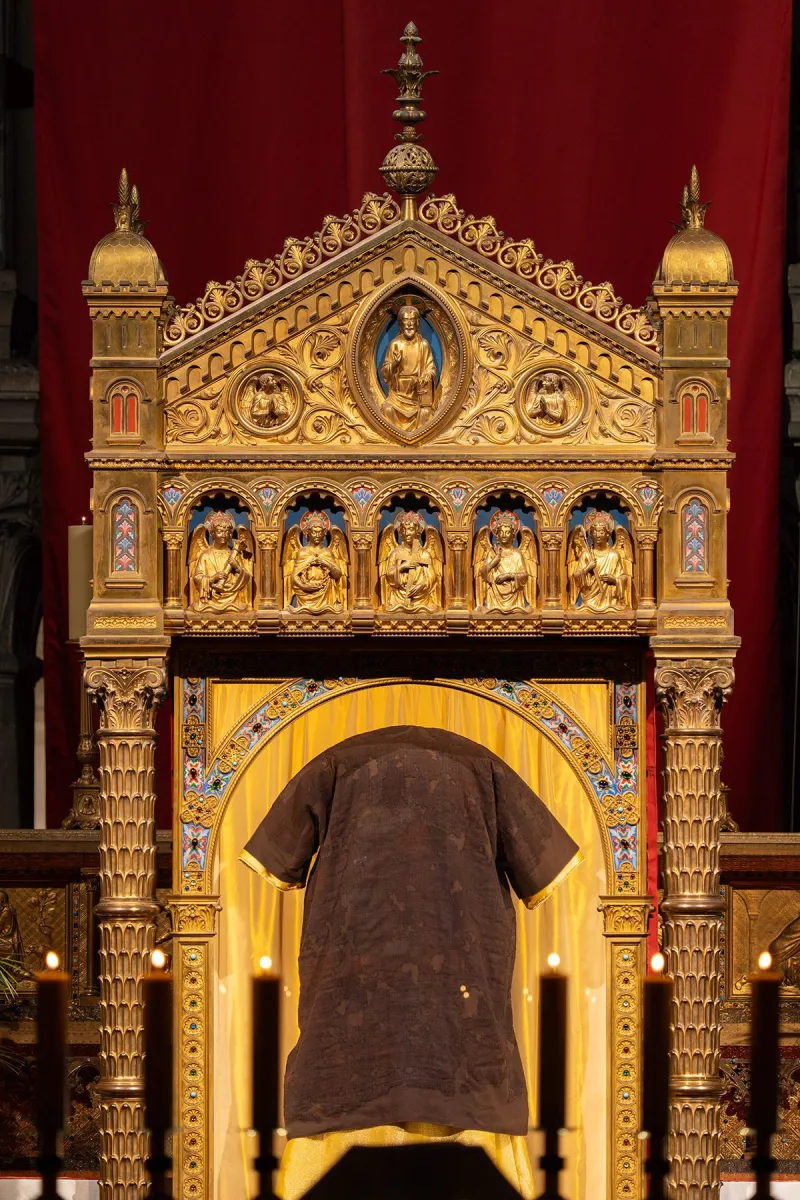 Pope Leo XIV to make historic first veneration of 'holy tunic,' highlighting Christian unity