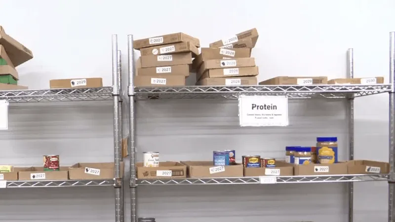GIANT donates $100K to help keep State College Food Bank stocked
