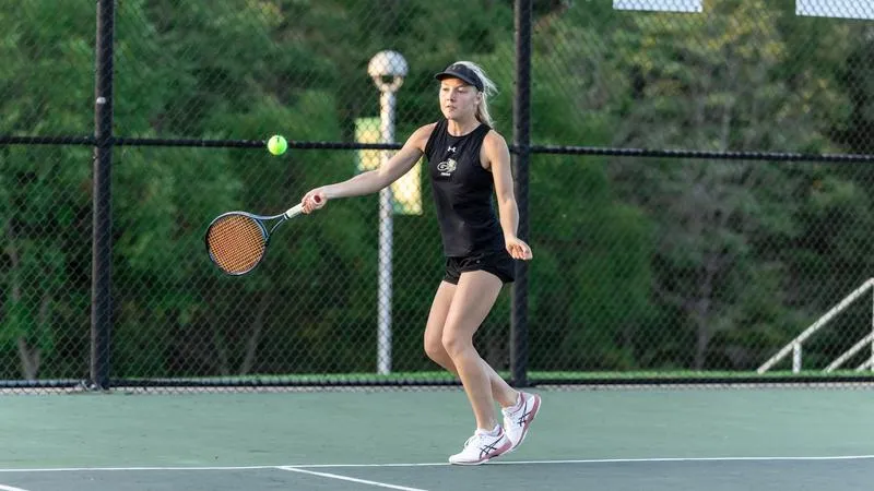 Women's Tennis Continues Rolling Versus Clarion