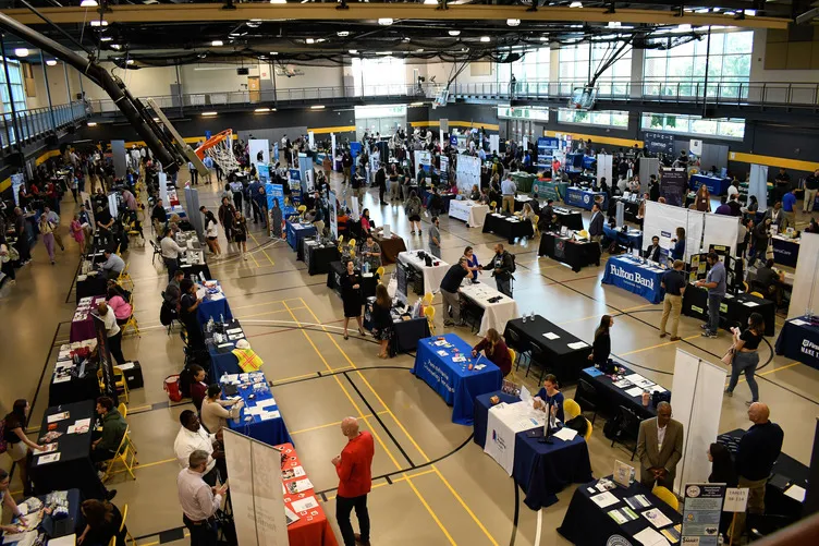 Nearly 140 Employers at MU Fall Job & Internship Fair on Oct. 6