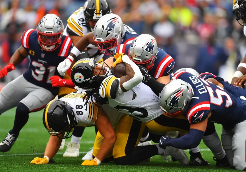 The Steelers are the NFL's worst offense entering Week 3. Now, they have injuries to deal with, too.