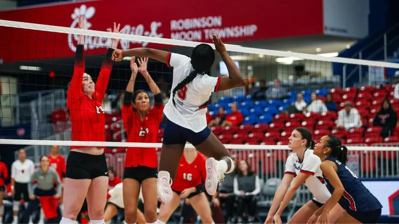 RMU Volleyball Falls to IU Indy in Three-Set Match