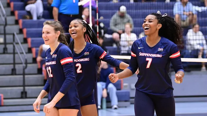 RECAP: Volleyball sweeps Bloomsburg at home Friday night