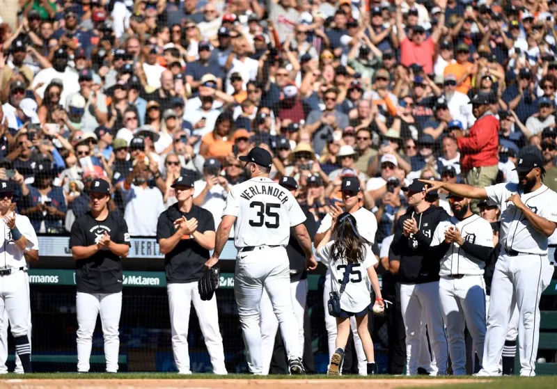 The Pirates came a strike away from spoiling Justin Verlander's farewell, losing on a walkoff homer