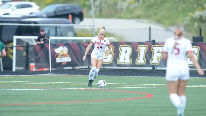 Griffins Defeat Edinboro in PSAC West Play