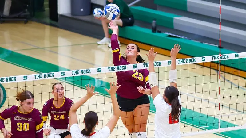 Volleyball Drops Four-Set Contest at Shepherd