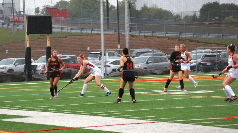 KINGS FIELD HOCKEY FALLS TO SUNY ONEONTA, 5-1, ON HOMECOMING