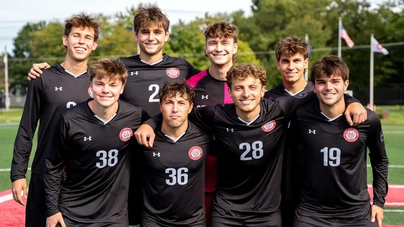 Late goal lifts Grove City on Senior Day