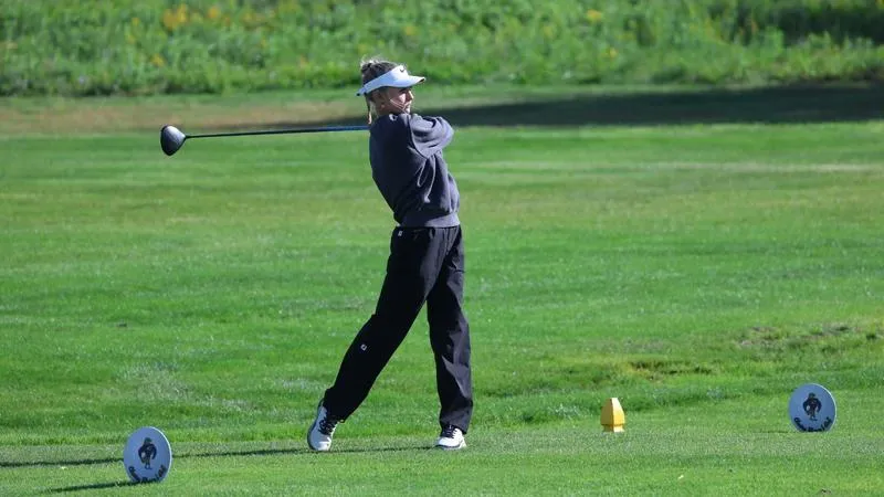 Kerle Wins Golden Eagle Autumn Invitational; Team Takes 4th